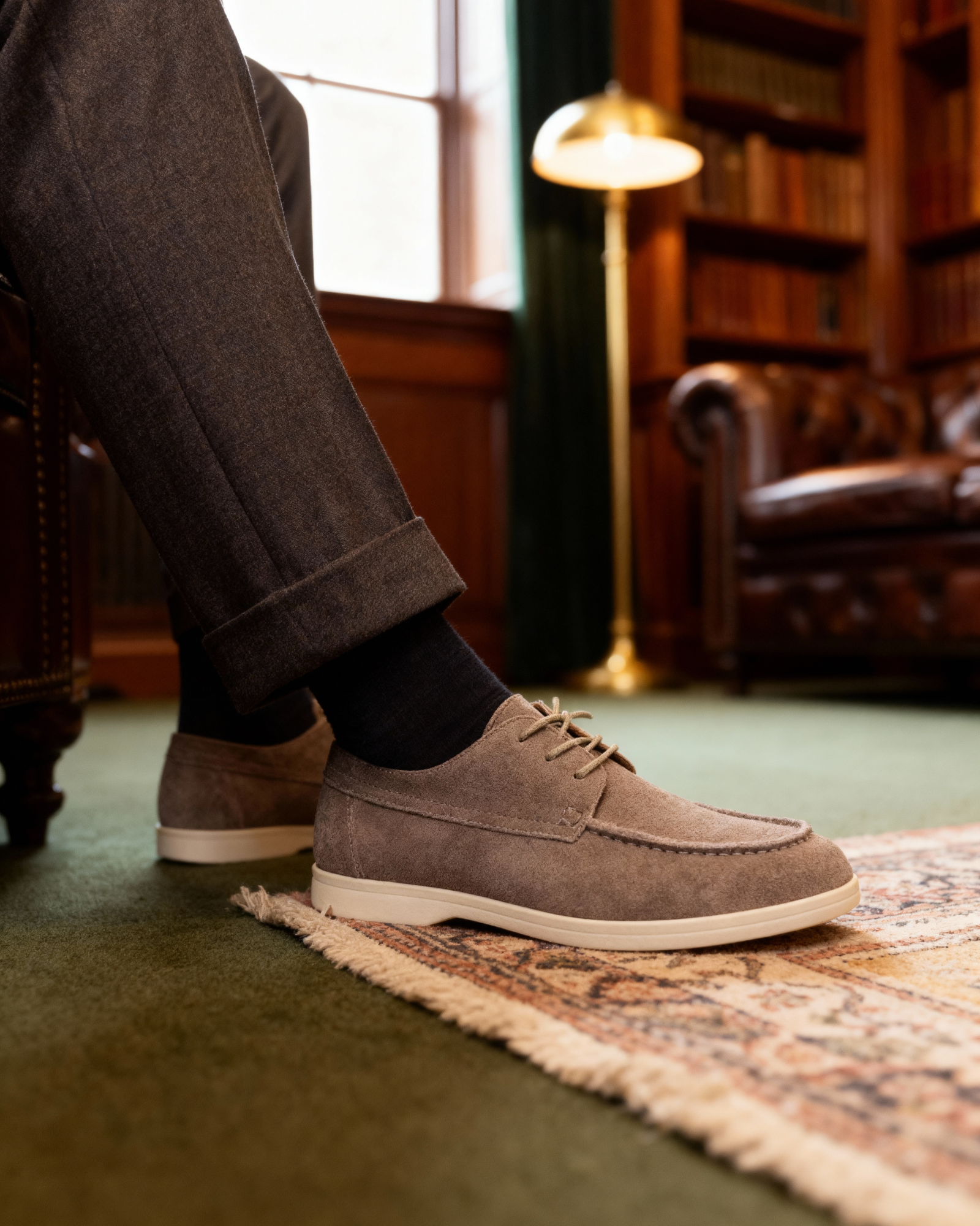 Scarpe stringate in pelle scamosciata premium